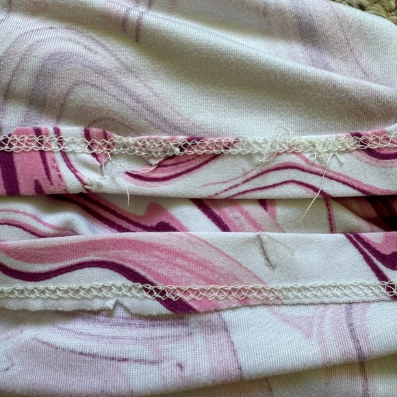 *3 for $9* Retro Psychedelic Crop Top - Picture 8 of 8